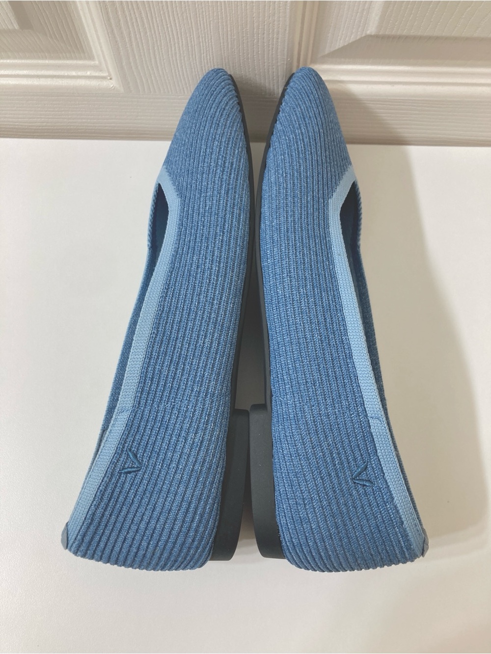 Vivaia Margot 2.0 Denim Blue Square Toe V Cut Washable Knit Flats 8.5 EU 39.5 - Picture 7 of 11